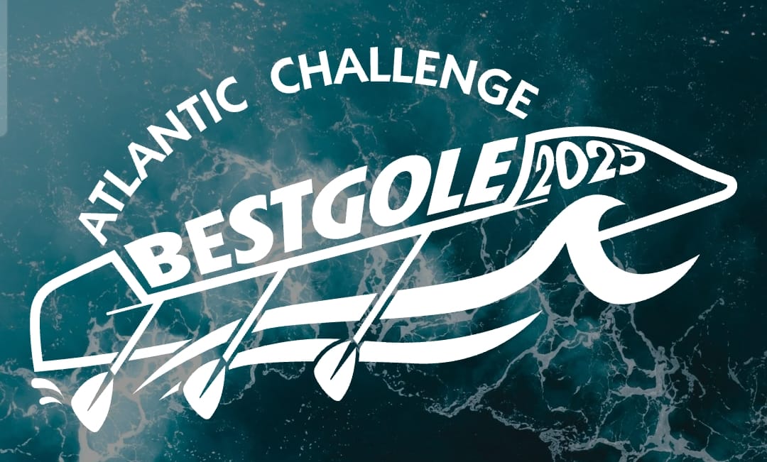 Drie vrienden roeien de oceaan over